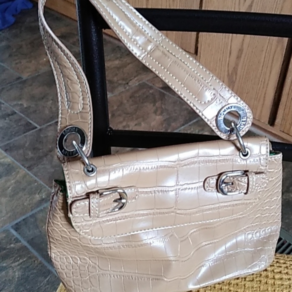 Tommy Hilfiger handbag